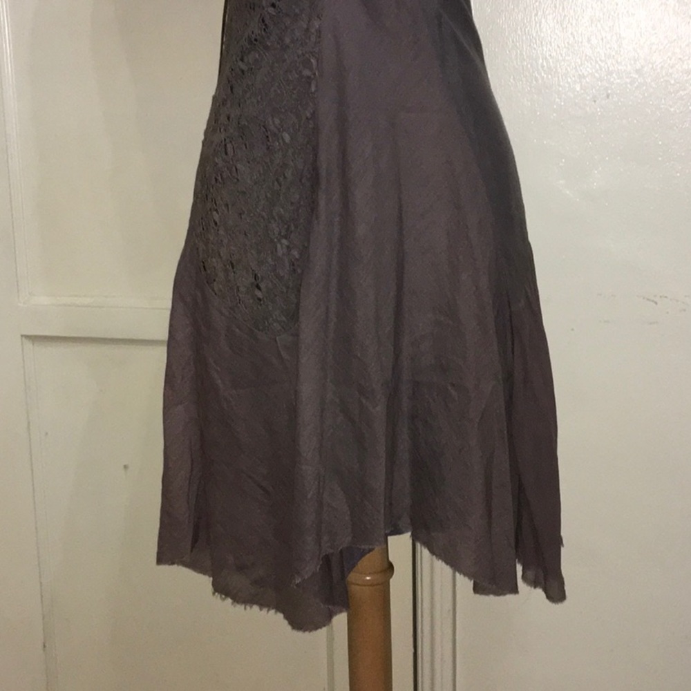A Commom Thread Dress - Picture 3 of 15